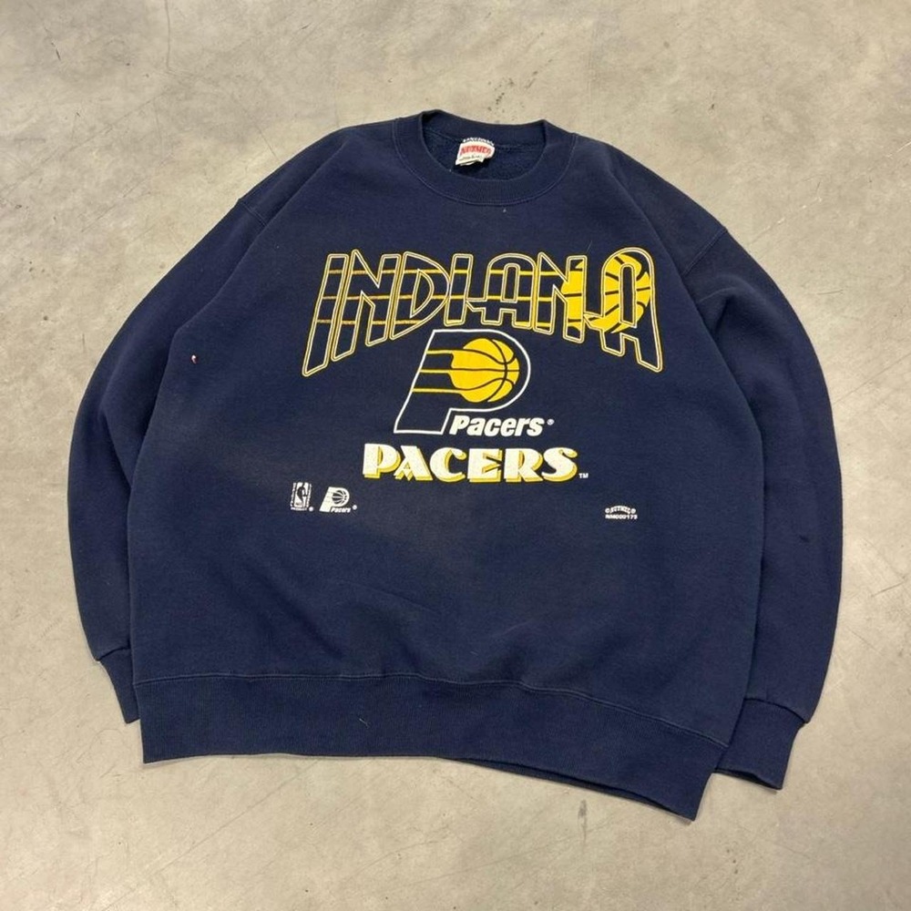 Vintage 90s Indiana Pacers Navy Graphic Sweatshirt‎